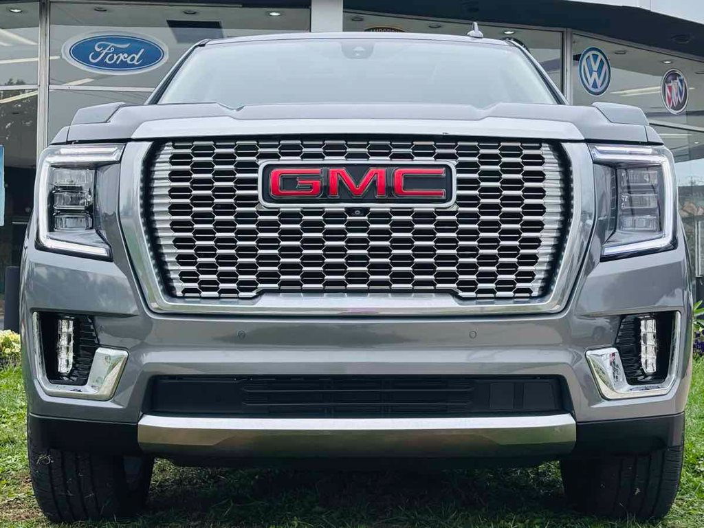 Used 2021 GMC Yukon XL Denali w/ Denali Ultimate Package AWD/4WD image 21