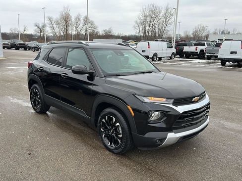Certified 2023 Chevrolet TrailBlazer LT w/ Convenience Package image 10