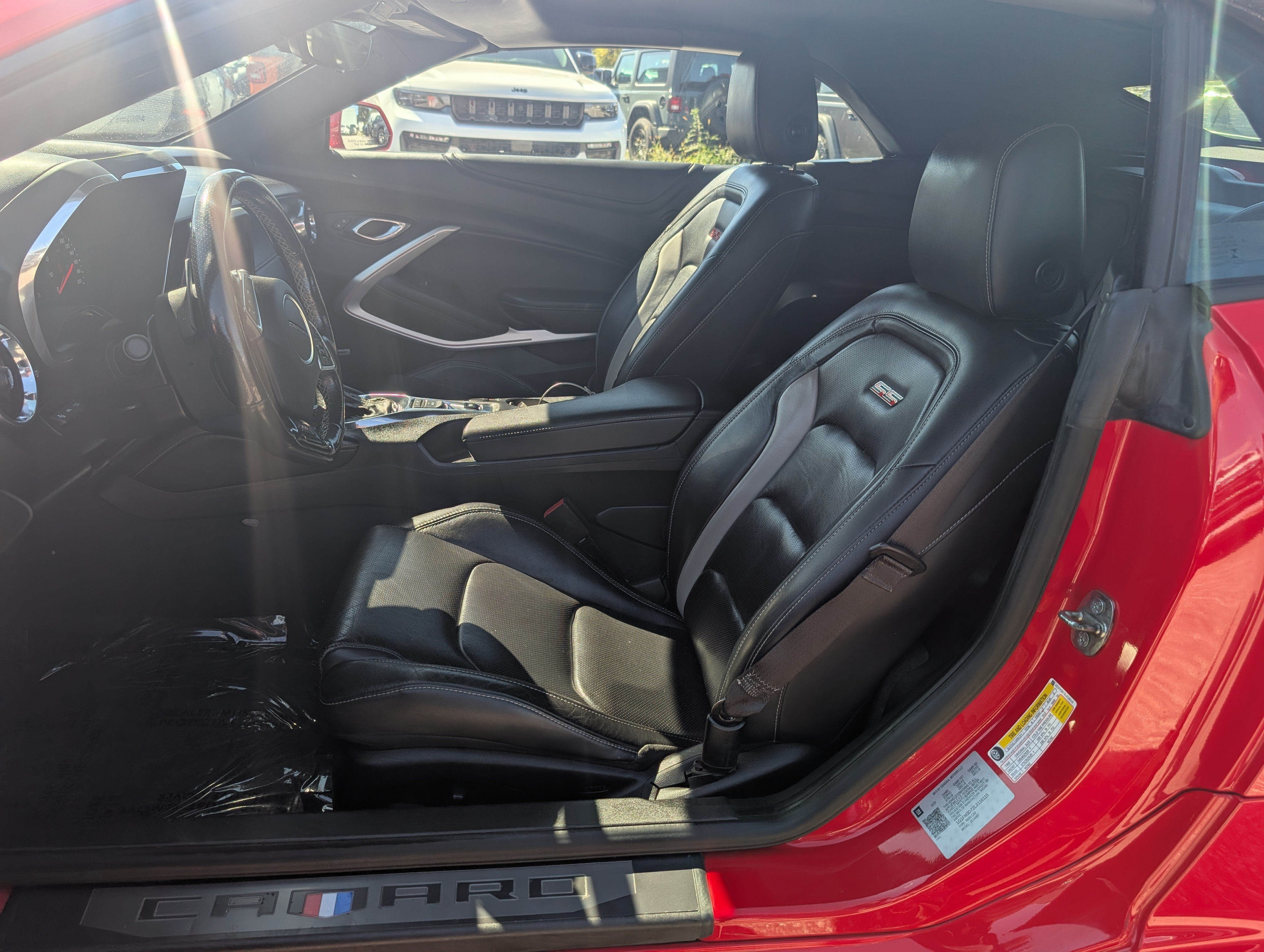 Used 2020 Chevrolet Camaro SS RWD image 20