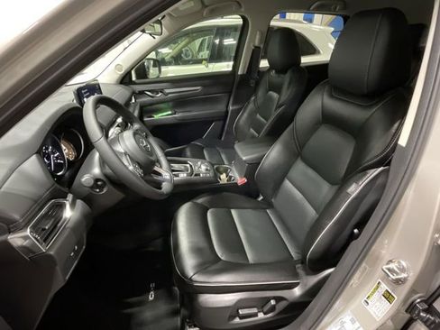 Used 2025 MAZDA CX-5 AWD 2.5 S w/ Select Package image 17
