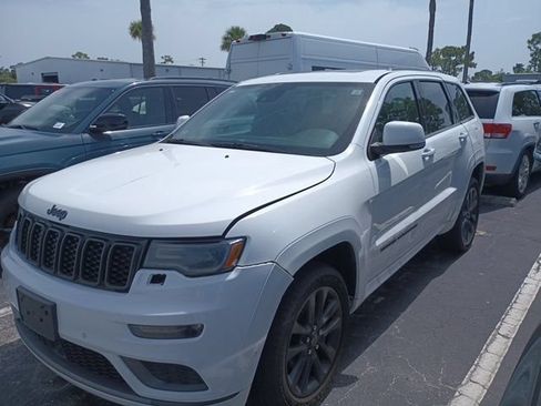 Used 2018 Jeep Grand Cherokee High Altitude AWD/4WD image 2