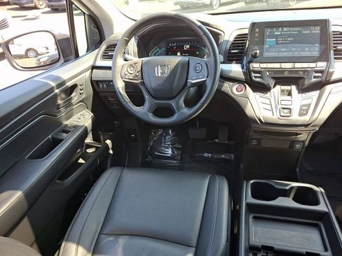 Used 2024 Honda Odyssey EX-L image 10