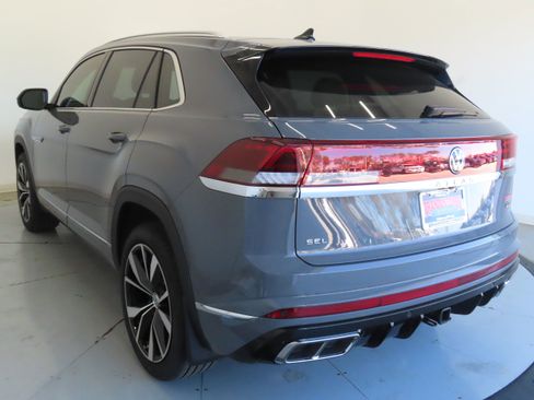 New 2026 Volkswagen Atlas Cross Sport SEL Premium R-Line AWD/4WD image 7