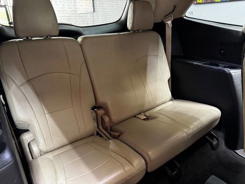 Used 2021 Buick Enclave Essence image 47