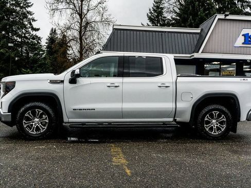 Used 2023 GMC Sierra 1500 SLE AWD/4WD image 23