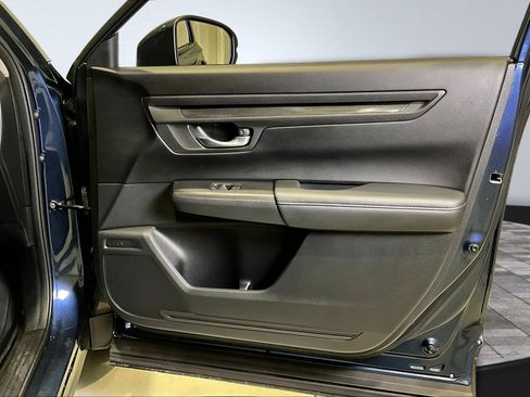 Used 2024 Honda CR-V LX image 27
