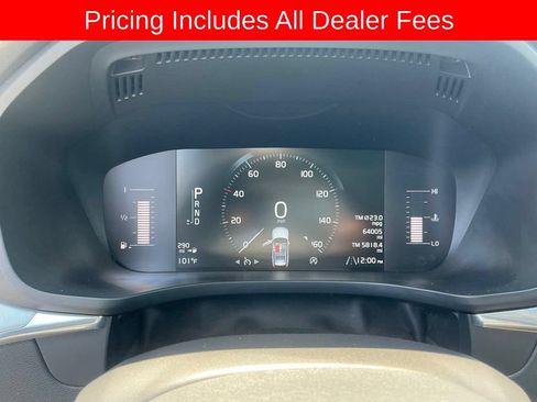 Used 2019 Volvo XC60 T5 Momentum w/ Premium Package FWD image 13