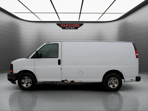 Used 2004 Chevrolet Express 1500 image 8
