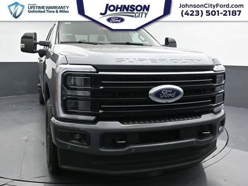 New 2026 Ford F350 Platinum image 4