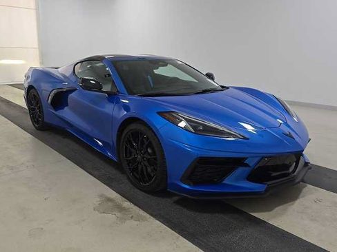 Used 2024 Chevrolet Corvette Stingray Coupe w/ 1LT RWD image 2