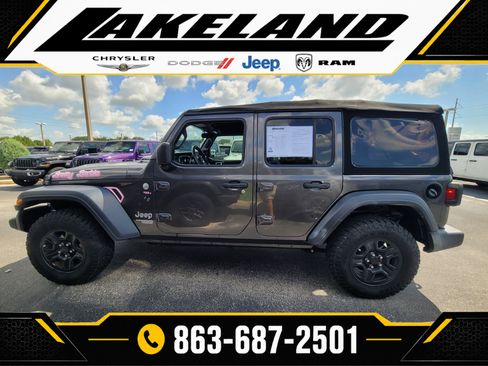 Used 2019 Jeep Wrangler Unlimited Sport AWD/4WD image 7