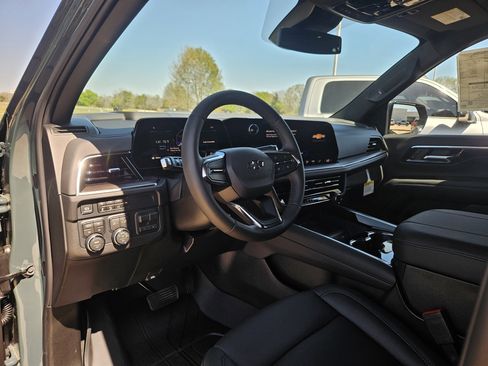 New 2026 Chevrolet Tahoe Z71 w/ Z71 Off-Road Package image 14