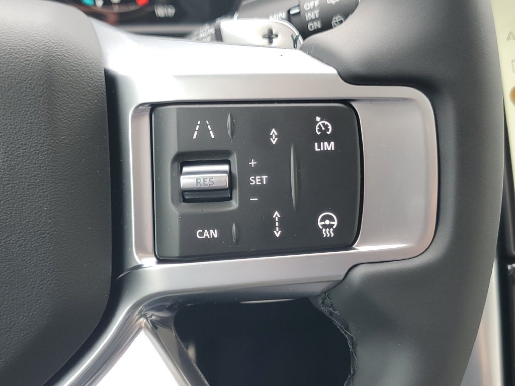 New 2026 Land Rover Discovery Dynamic SE AWD/4WD image 18