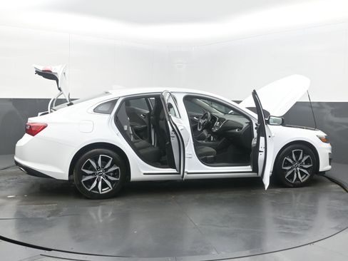 Used 2024 Chevrolet Malibu RS image 43