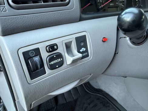 Used 2007 Toyota Corolla CE image 20