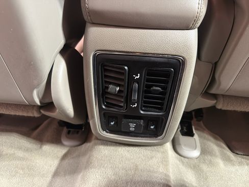 Used 2011 Dodge Durango Crew AWD/4WD image 26
