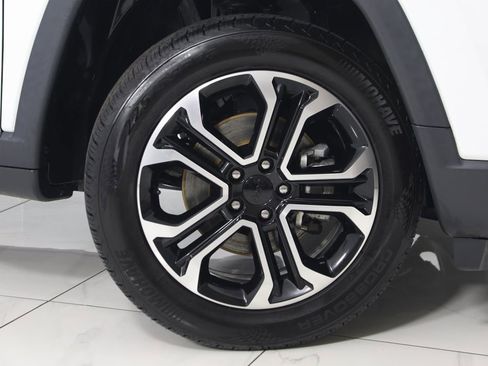 Used 2022 Jeep Compass Limited image 14