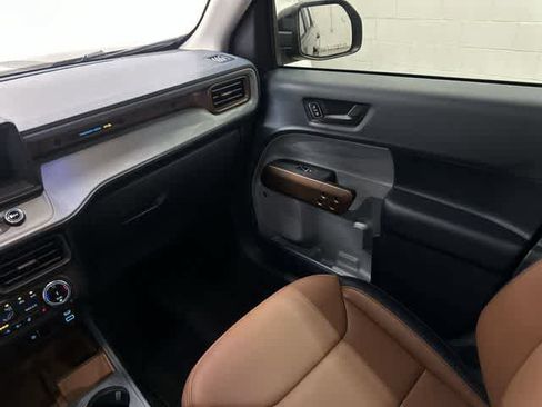 Used 2024 Ford Maverick Lariat w/ FX4 Off-Road Package AWD/4WD image 13