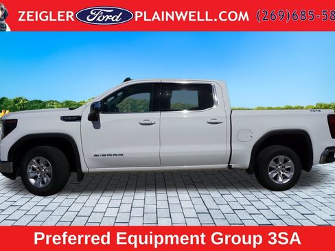 Used 2023 GMC Sierra 1500 SLE AWD/4WD image 2