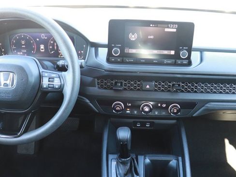 Used 2023 Honda Accord LX image 15