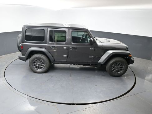 New 2026 Jeep Wrangler Unlimited Sport AWD/4WD image 30