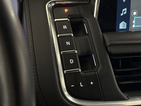 Used 2024 Chevrolet Tahoe LT image 18