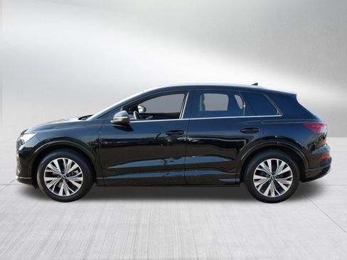 Used 2023 Audi Q4 e-tron Premium Plus w/ Premium Plus RWD image 4