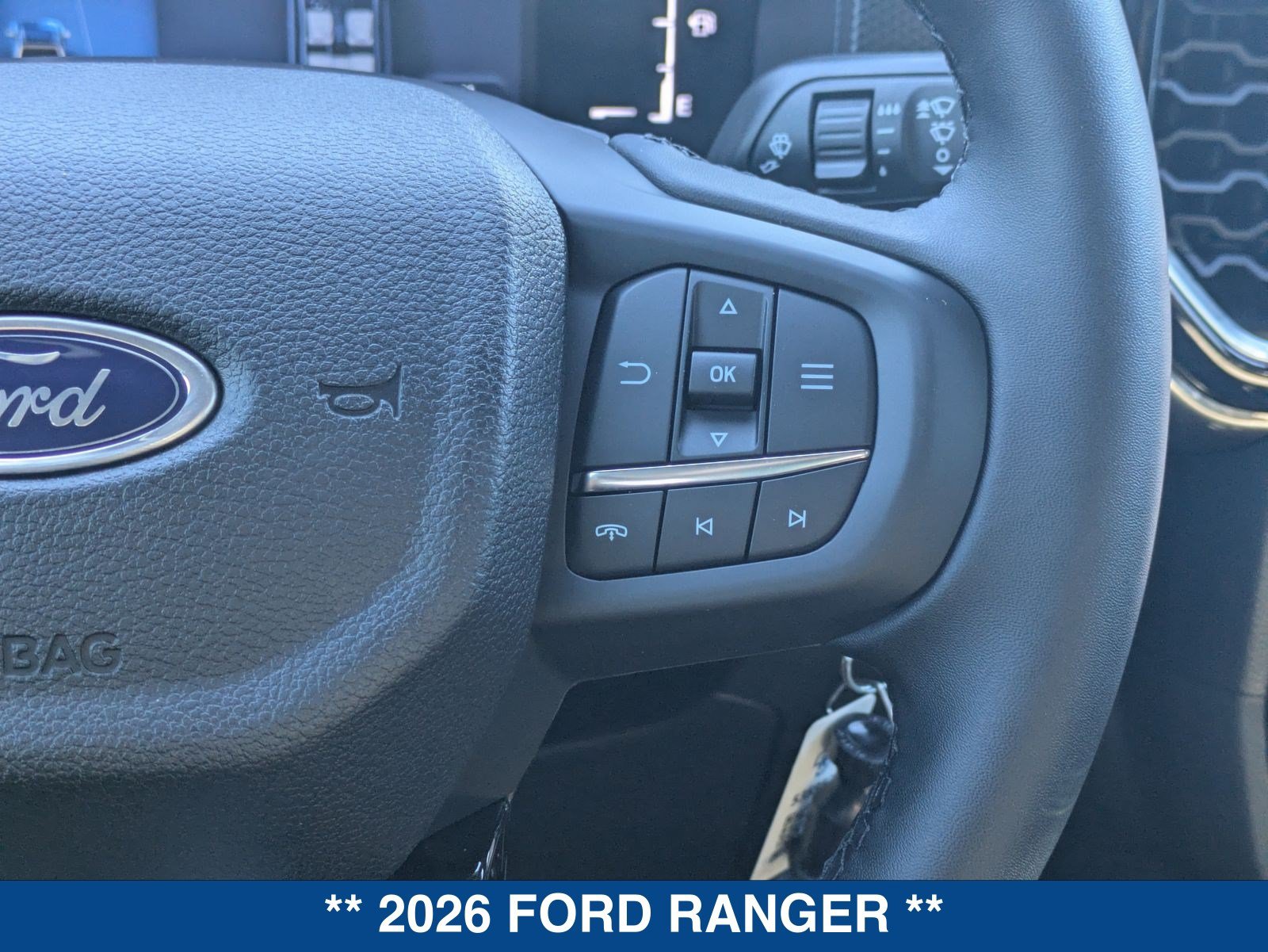 New 2026 Ford Ranger XLT w/ Black Appearance Package RWD image 27