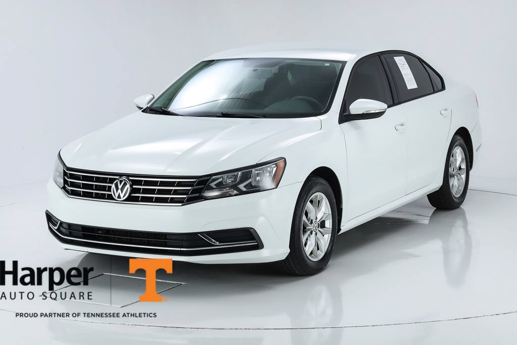 Used 2018 Volkswagen Passat 2.0T S w/ Driver Assistance Package FWD image 37