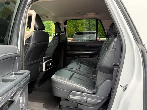 Used 2024 Ford Expedition Max XLT AWD/4WD image 13