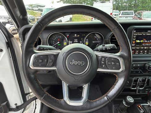Used 2021 Jeep Wrangler Unlimited Sahara AWD/4WD image 26