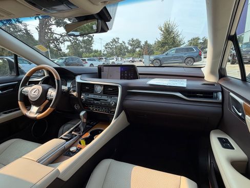 Used 2018 Lexus RX 350 FWD w/ Premium Package image 13