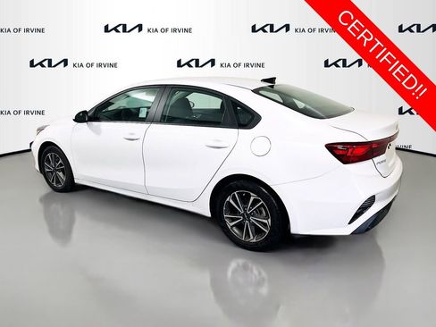 Certified 2023 Kia Forte LXS FWD image 5