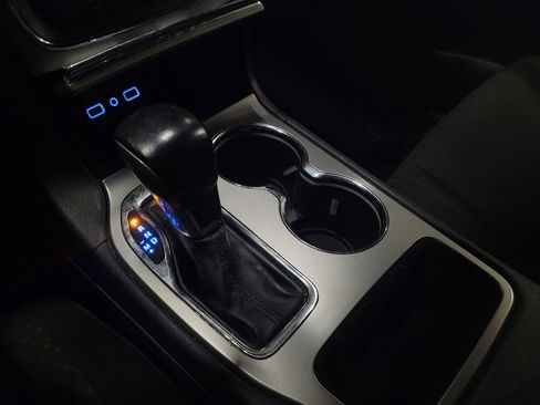 Used 2021 Jeep Grand Cherokee Laredo image 26