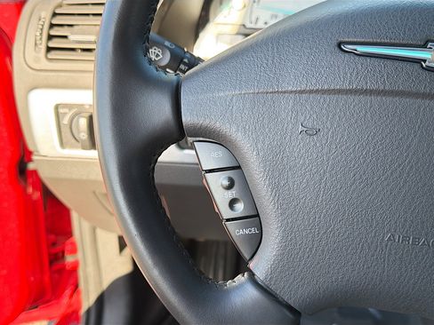 Used 2002 Ford Thunderbird image 27