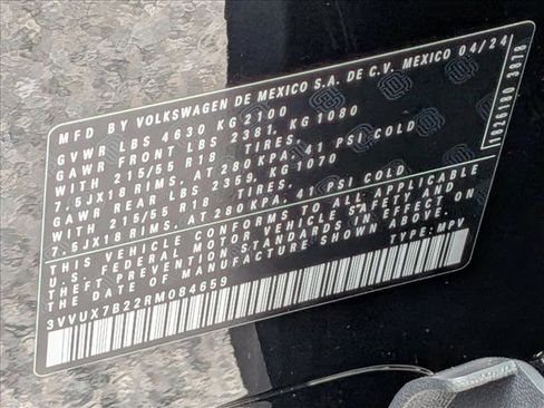 Used 2024 Volkswagen Taos SE image 25