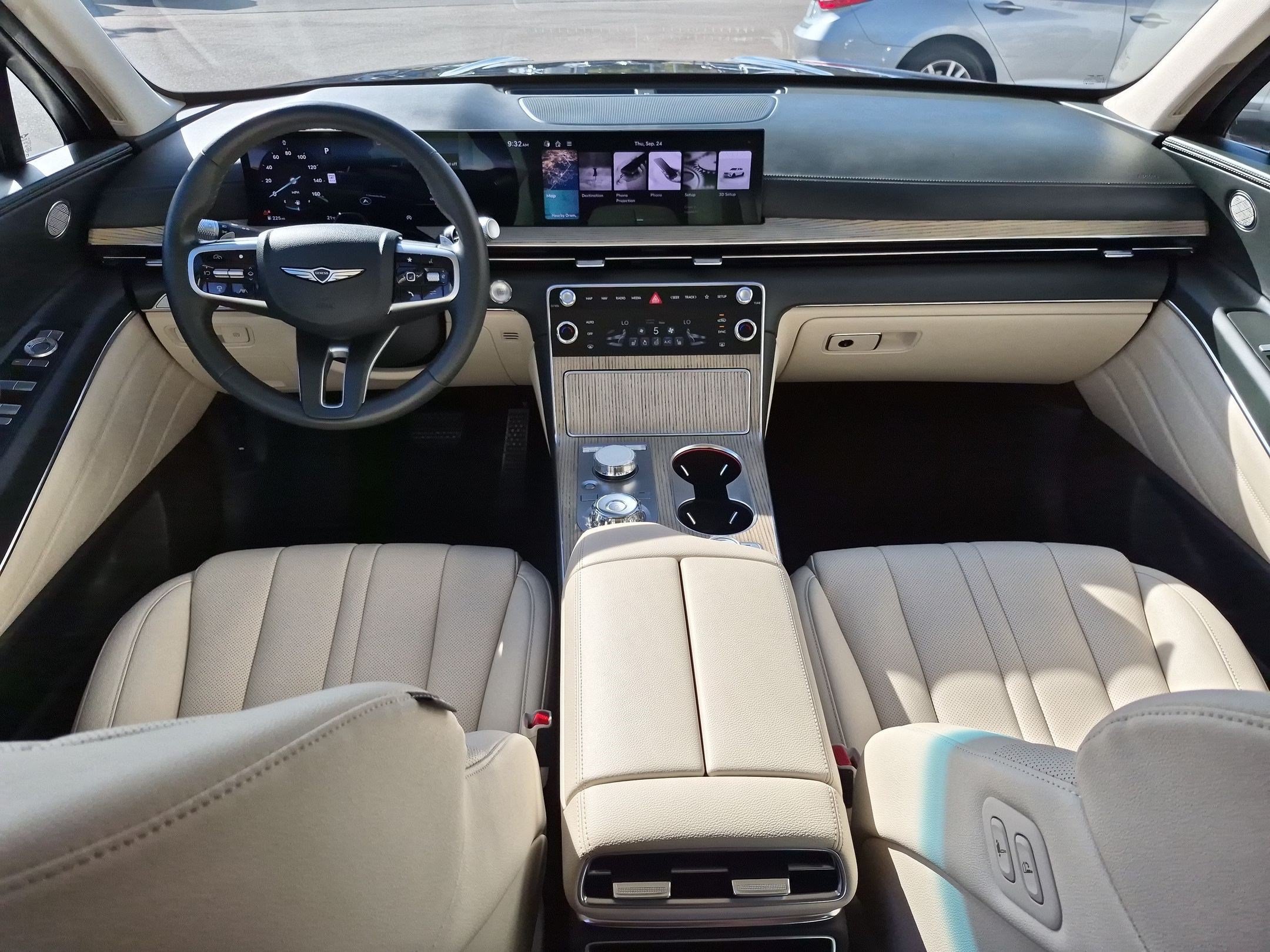 Used 2025 Genesis GV80 2.5T Select AWD/4WD image 32