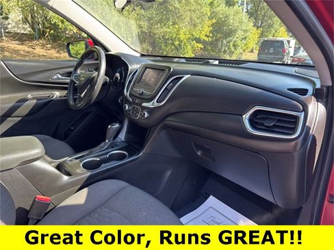 Used 2021 Chevrolet Equinox LT image 27