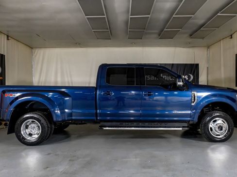 Used 2020 Ford F350 Lariat w/ Lariat Ultimate Package AWD/4WD image 5