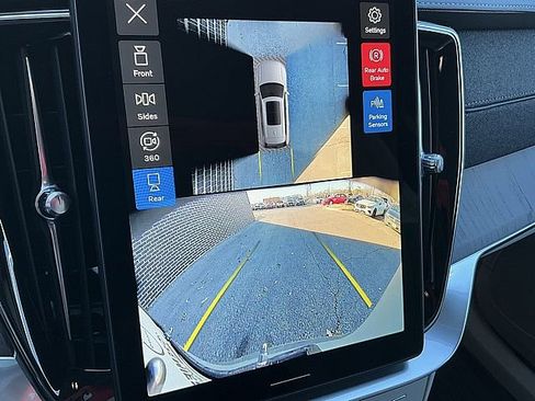 New 2026 Volvo XC90 T8 Ultra w/ Protection Package Premier image 22