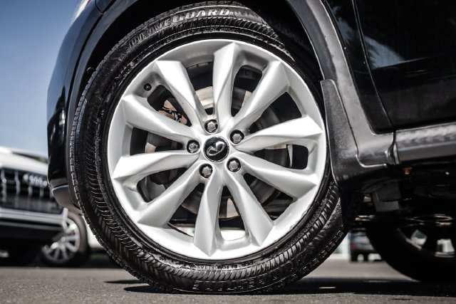 Used 2019 INFINITI QX50 Essential w/ Premium Audio Package AWD/4WD image 17