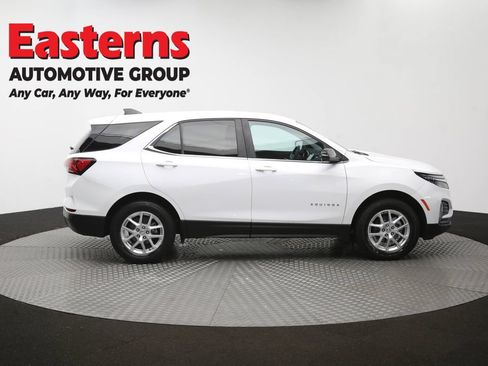 Used 2022 Chevrolet Equinox LT AWD/4WD image 44