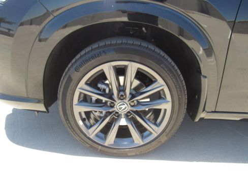 Certified 2025 Acura ADX A-Spec image 4