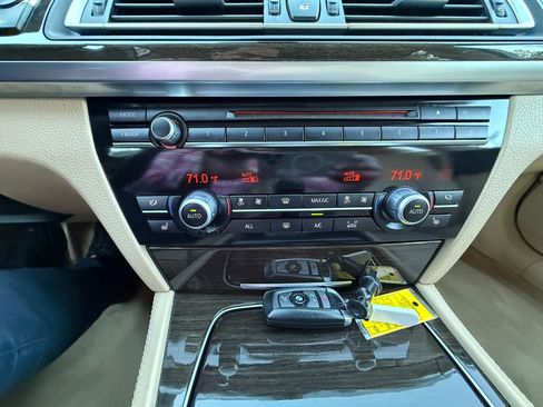 Used 2013 BMW 740Li RWD image 22