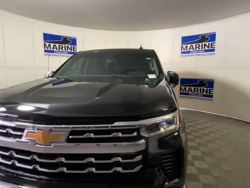 Used 2025 Chevrolet Silverado 1500 LTZ w/ Technology Package AWD/4WD image 5