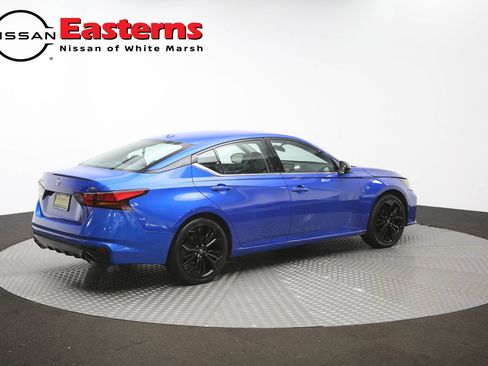 Used 2025 Nissan Altima 2.5 SR FWD image 42