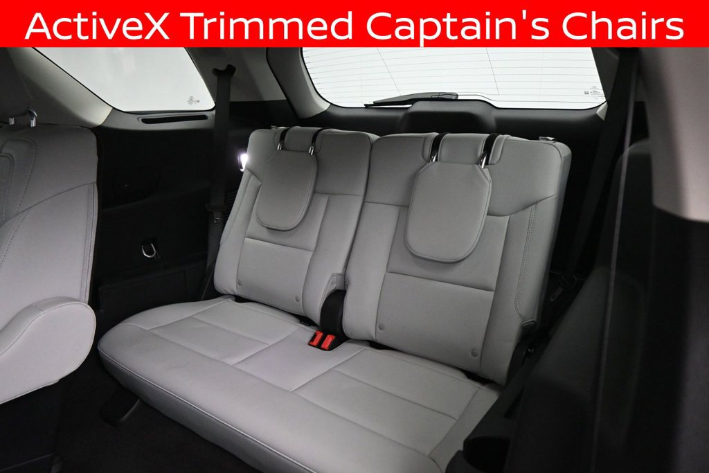 Used 2026 Ford Explorer Platinum w/ LUX Leather Package AWD/4WD image 18