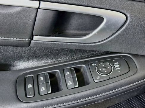 Used 2024 Hyundai Sonata Limited FWD image 21