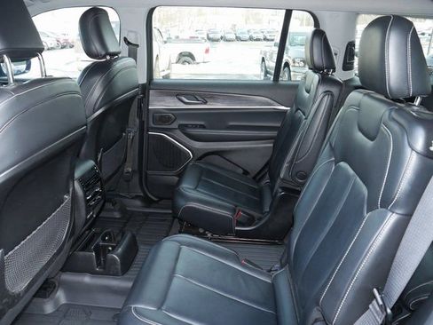 Used 2022 Jeep Grand Cherokee L Limited image 26