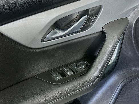 Used 2020 Chevrolet Blazer LT FWD image 18